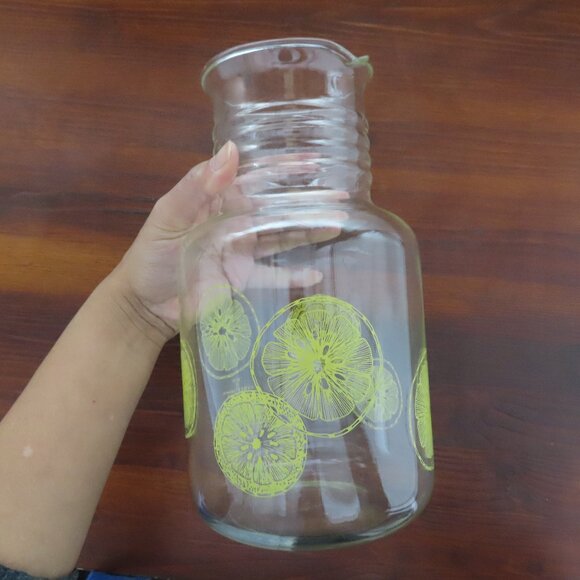 Vintage Pyrex Lemonade/Water Pitcher with Citrus Lemon Print - Picture 15 of 15